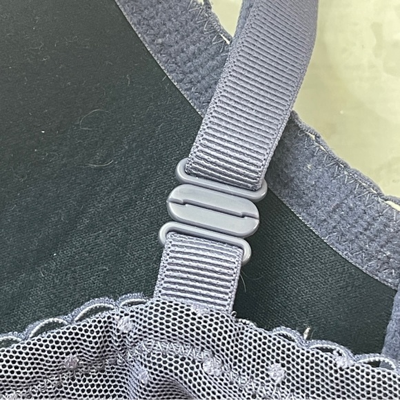 Victoria's Secret Dream Angels Push-Up Bra 34D - Picture 16 of 16